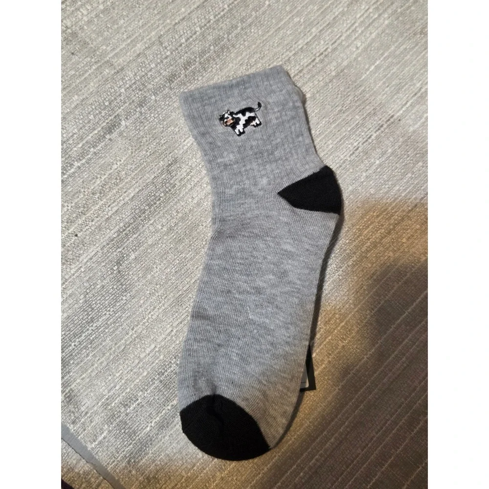 Hello Socks Women Grey Cow Embroidered Ankle Socks Recycled Polyester OS 4-10